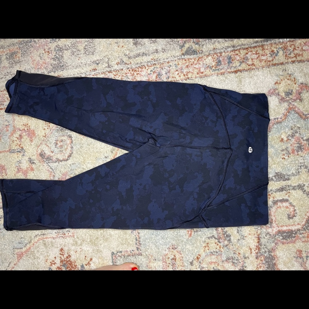 Lululemon crop leggings